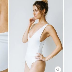 Londre one piece swim